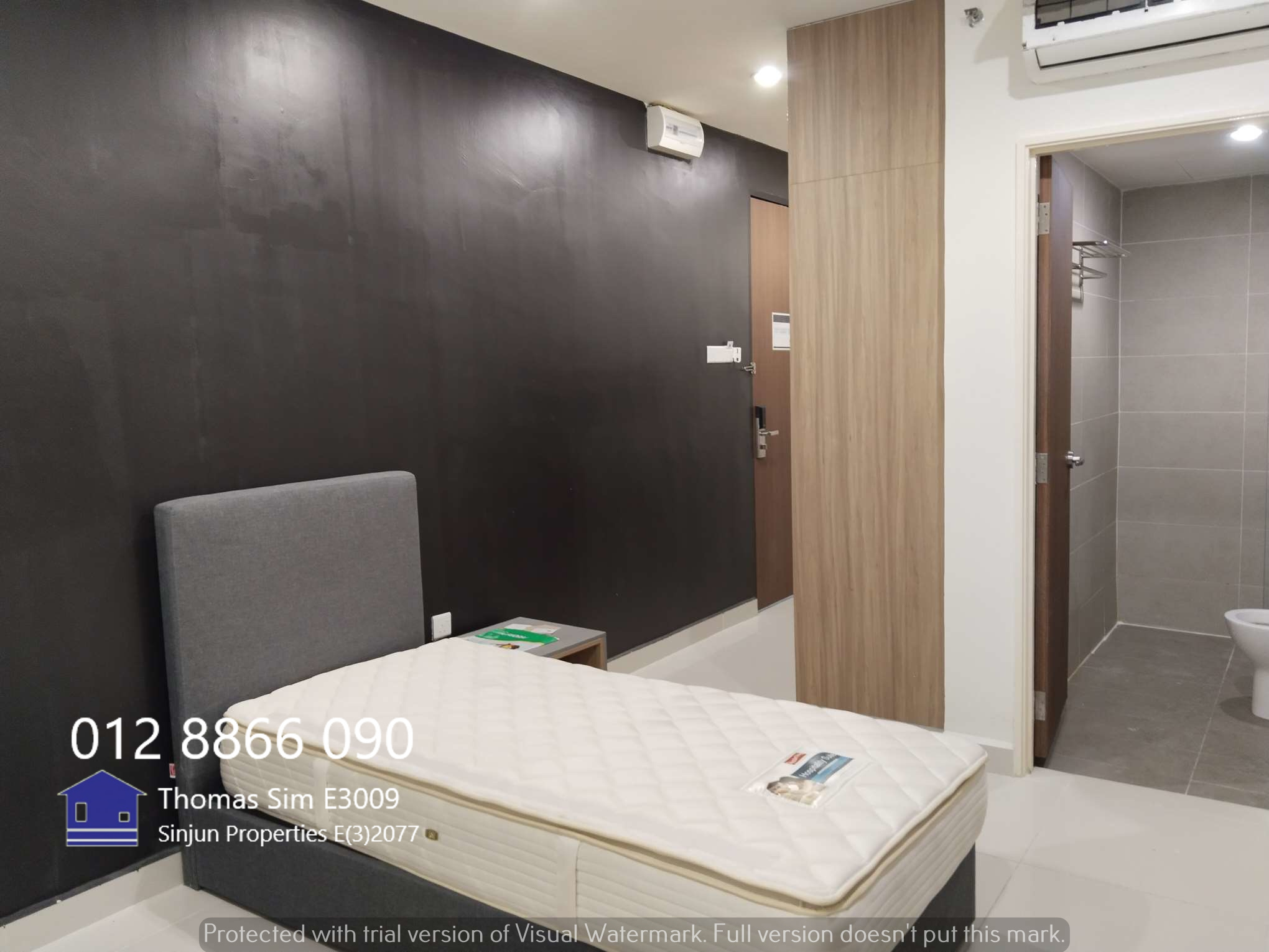 Room at Pine Square Batu Kawa for MID-TERM RENTAL