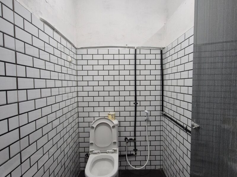 Monthly Rental ROOMs at behind NINSO, Jalan Keretapi Forda, Kuching FOR RENT